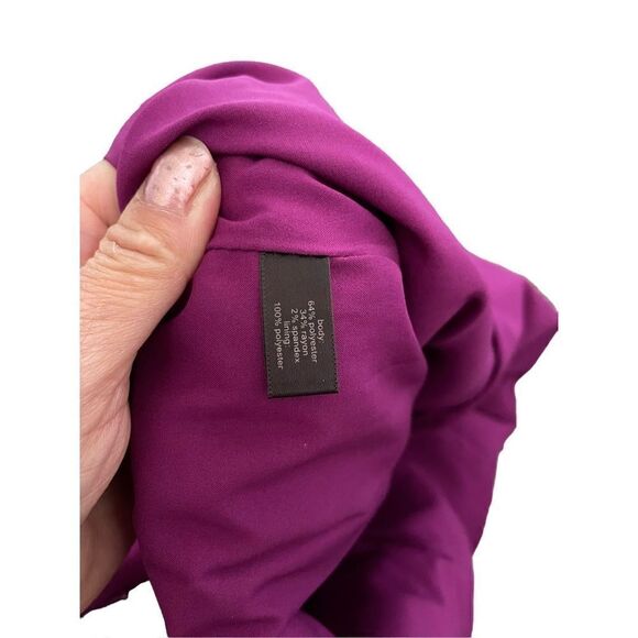 The Limited Fuschia Pencil Skirt - Size 0 - Picture 6 of 8